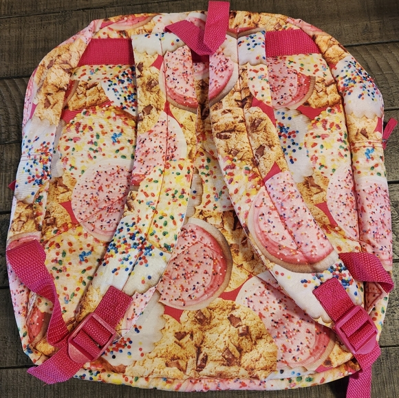 2010s backpack with sublimated pastry design and laptop sleeve - Picture 2 of 5